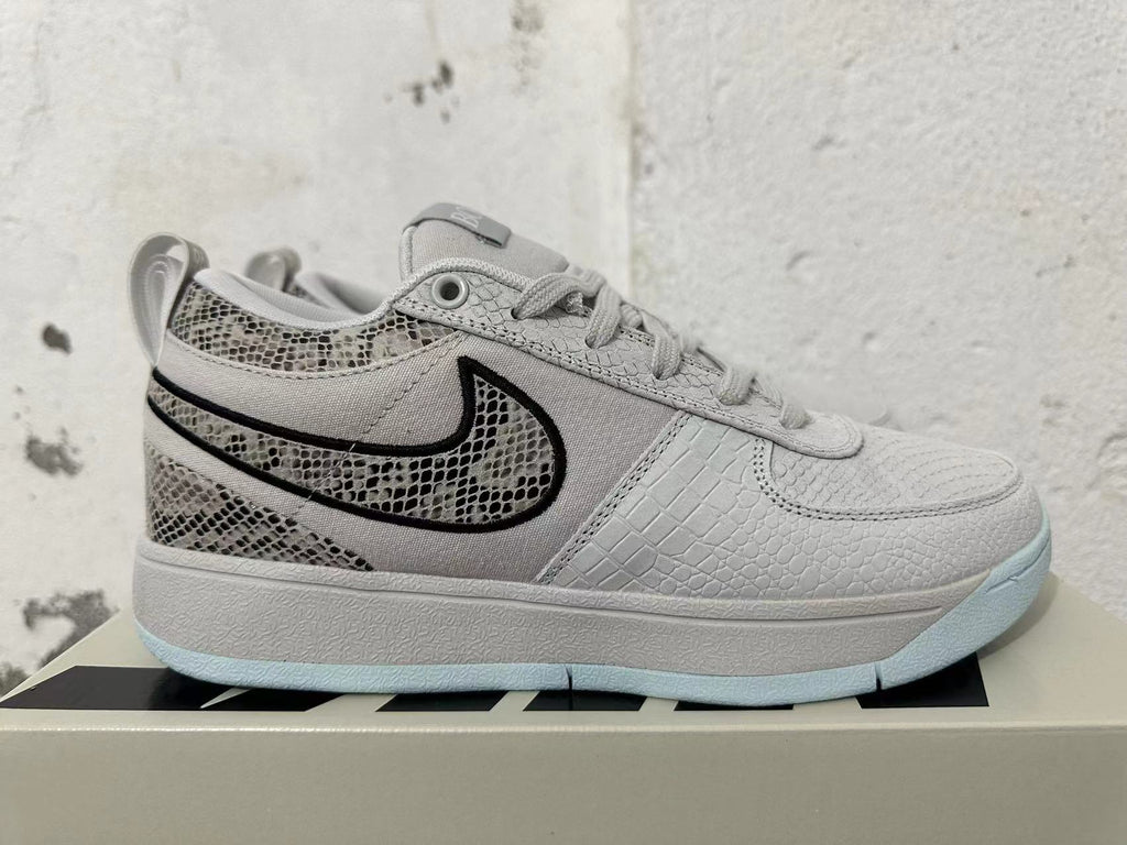 Nike Low-Top Sneakers in White, Gray and Pale Blue