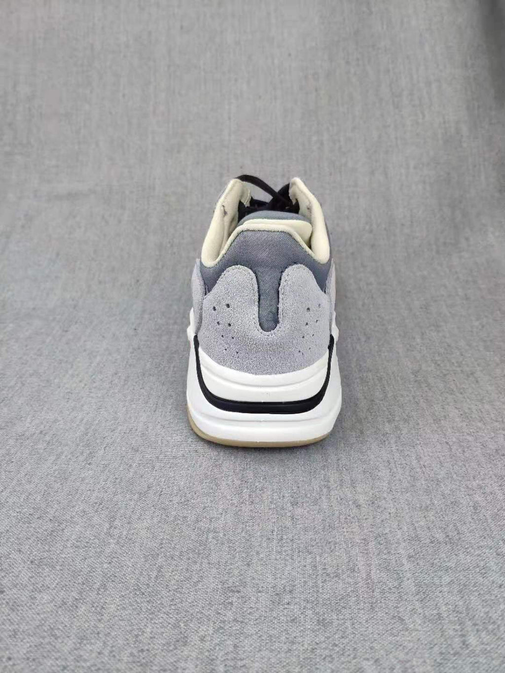 Nike Air Max 720 Sneakers Gray, White and Orange