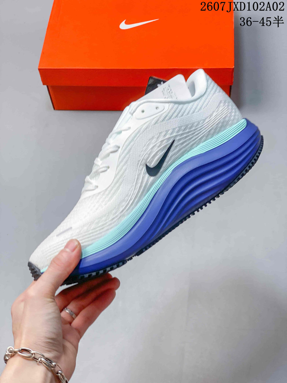 Nike Vomero Running Shoes White Blue