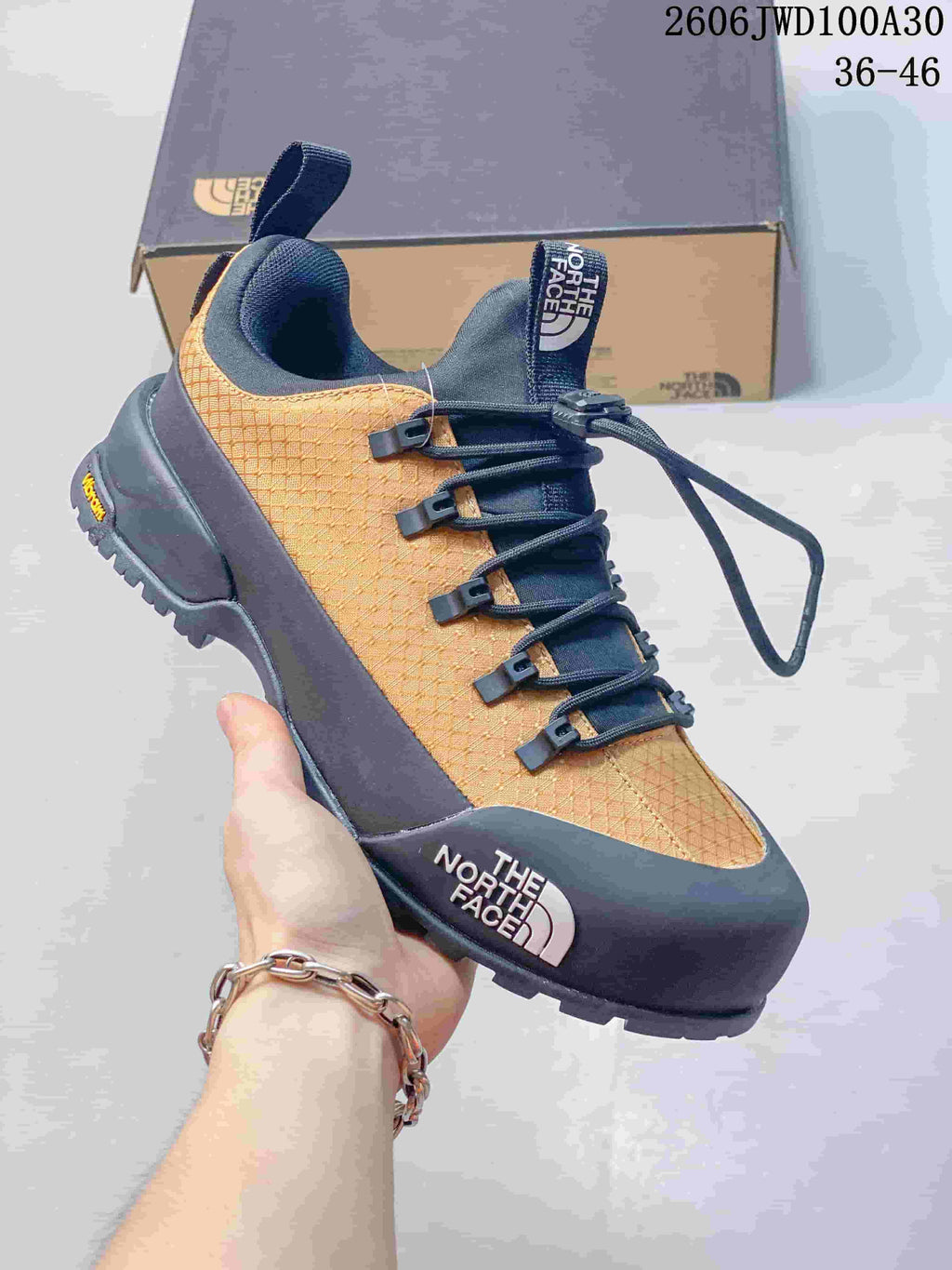The North Face Glenclyffe Low-Top Outdoor Shoes