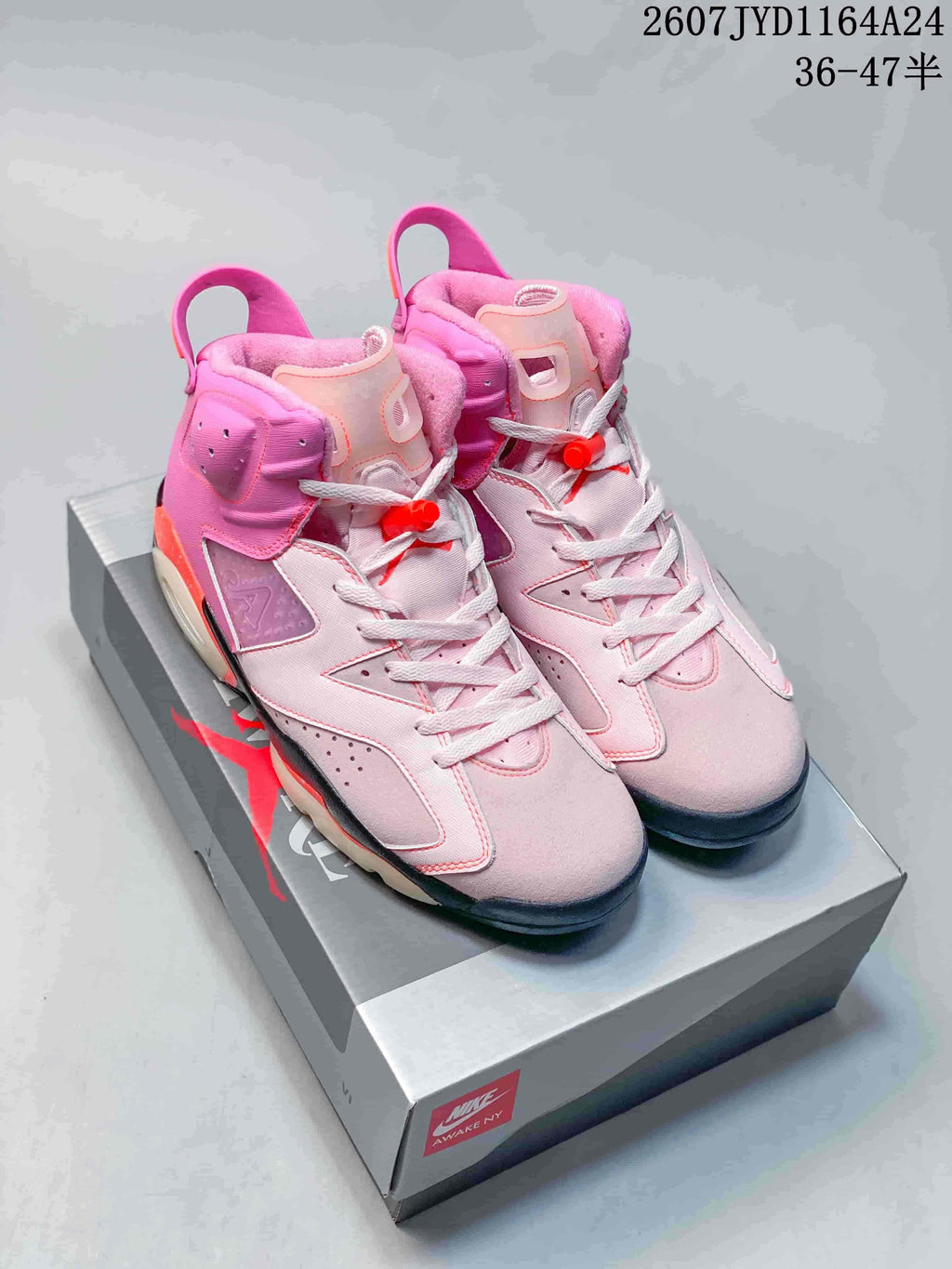 Nike Air Jordan 6 High-Top Sneakers Pink