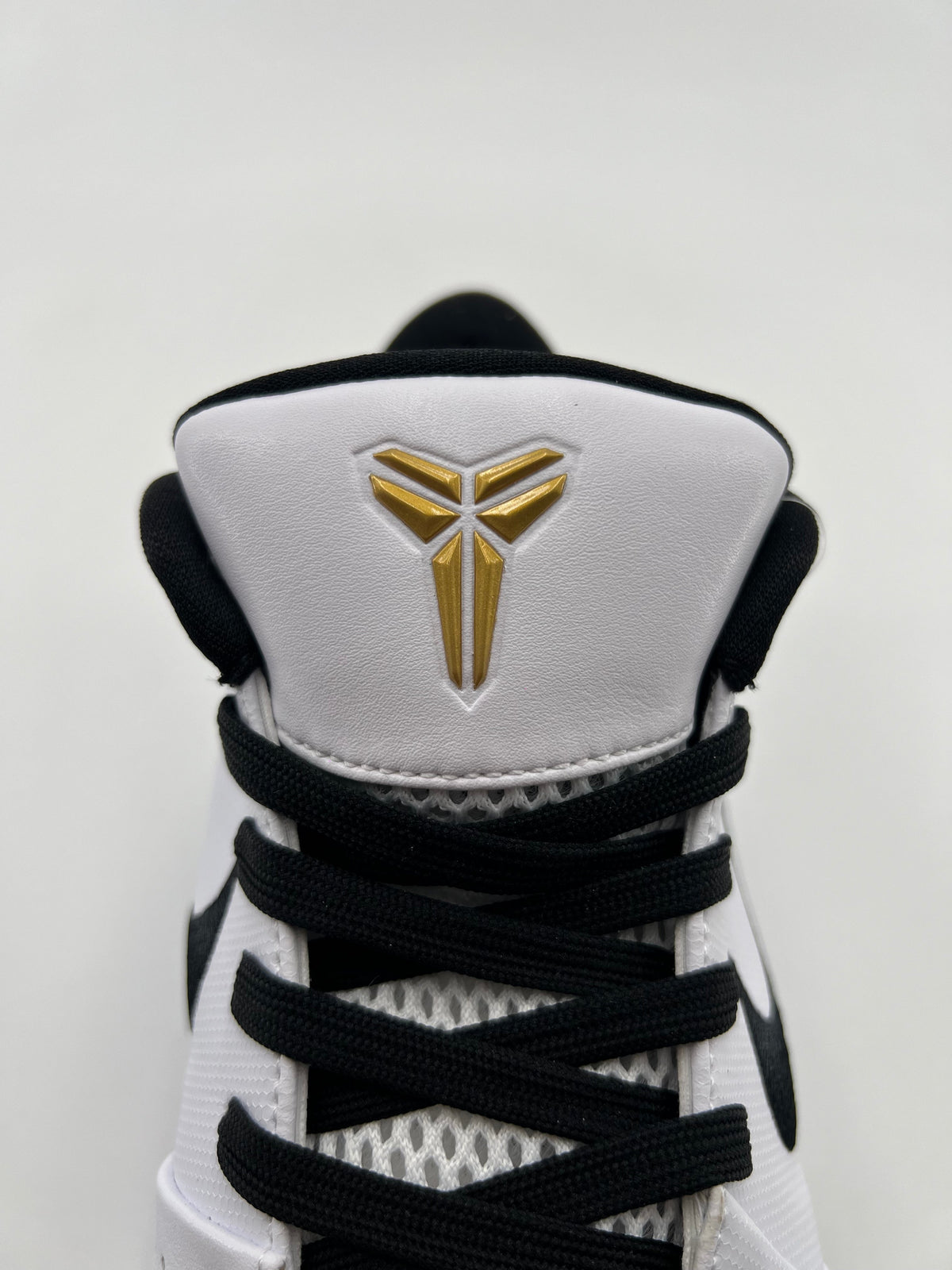 Nike Kobe 4 GIGI White Black Basketball Shoes