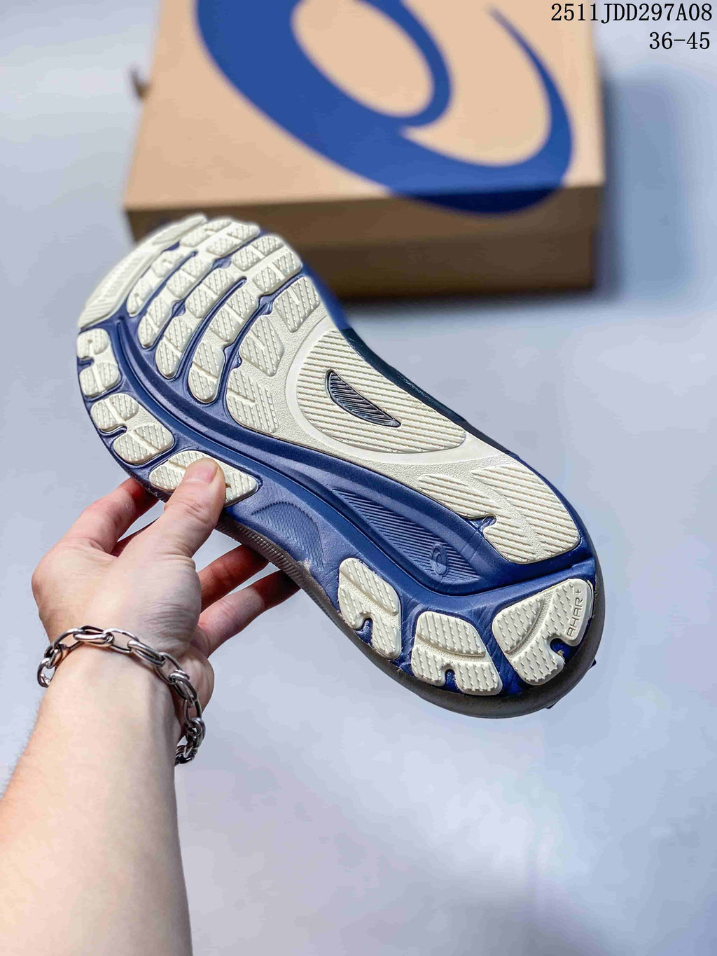 ASICS GEL-KAYANO 31 Blue Gold Running Shoes 2511JDD297A08
