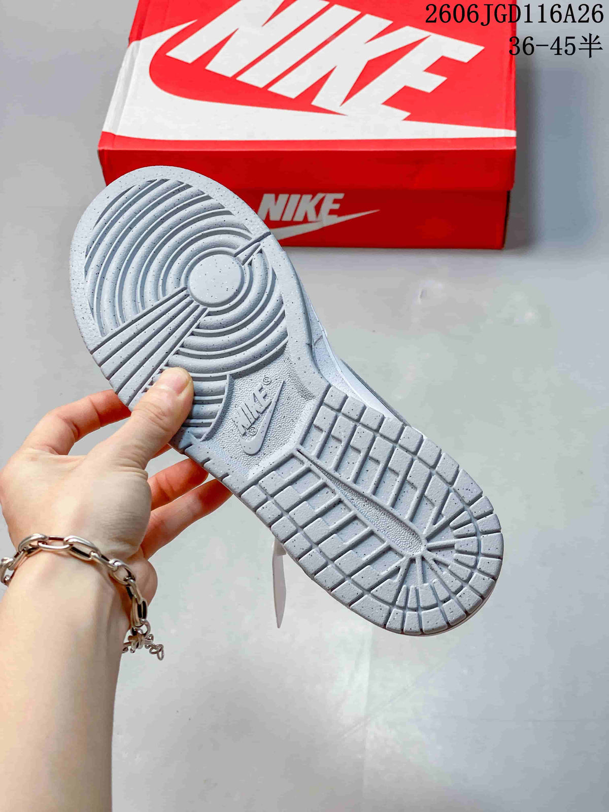 Nike Big Low Sneakers White Grey 854166-008