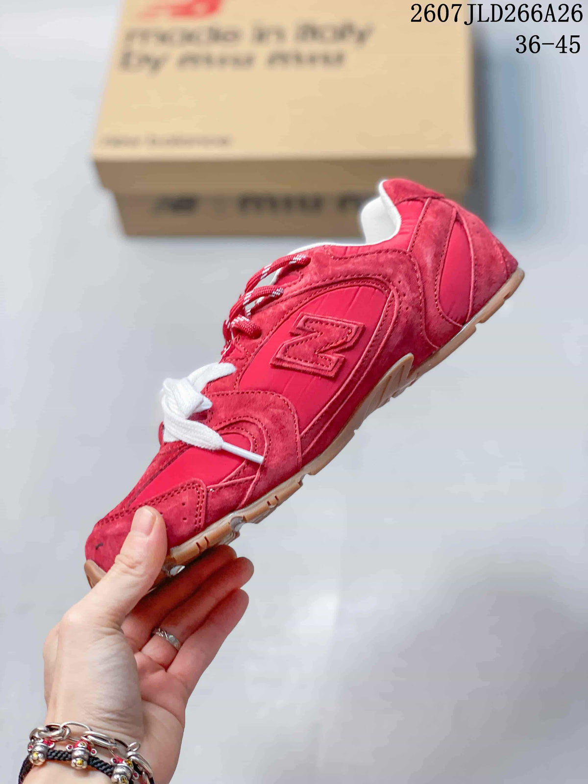 Miu Miu x New Balance 530 SL Red Sneakers 712860URY