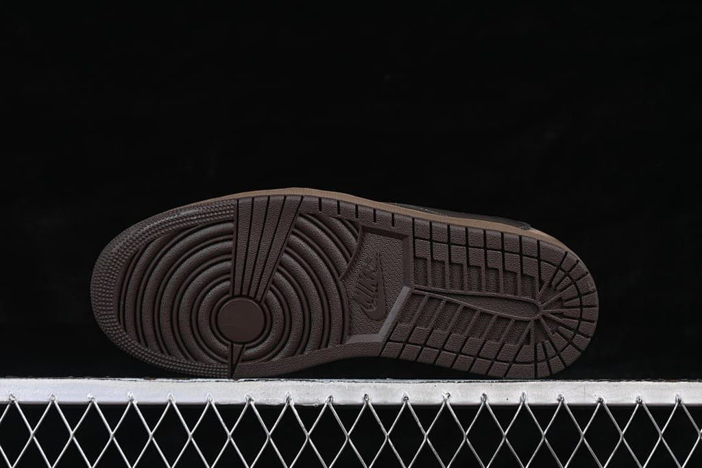 Nike Travis Scott x Air Jordan 1 Low OG Sneakers CQ4277-001