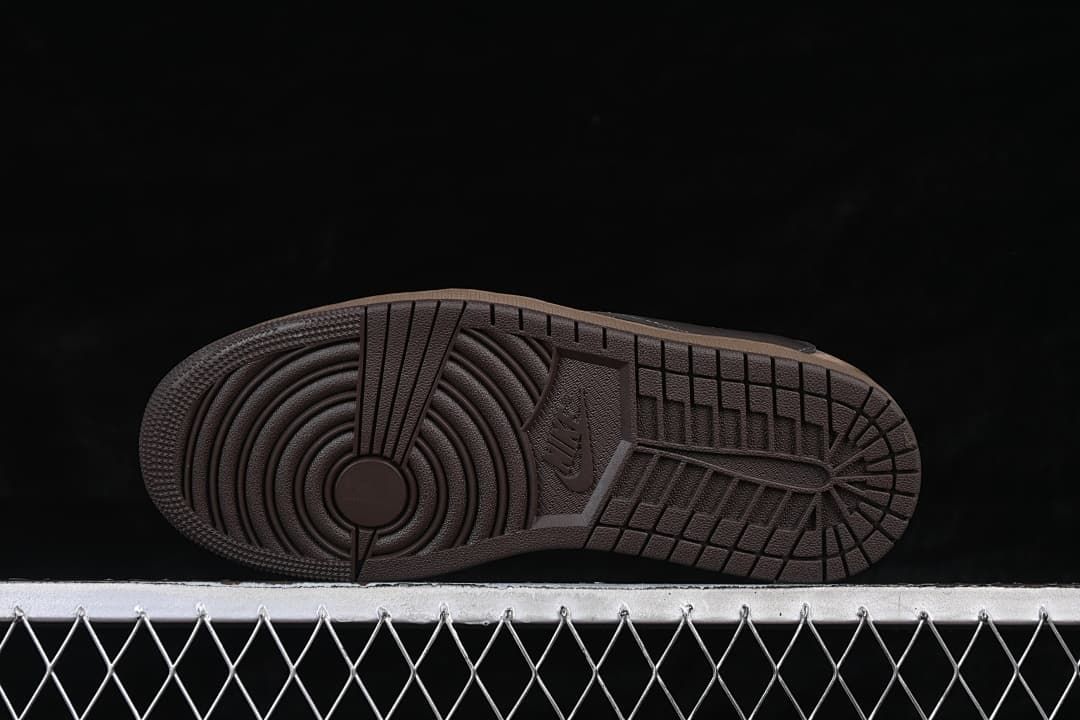 Nike Travis Scott x Air Jordan 1 Low OG Sneakers CQ4277-001