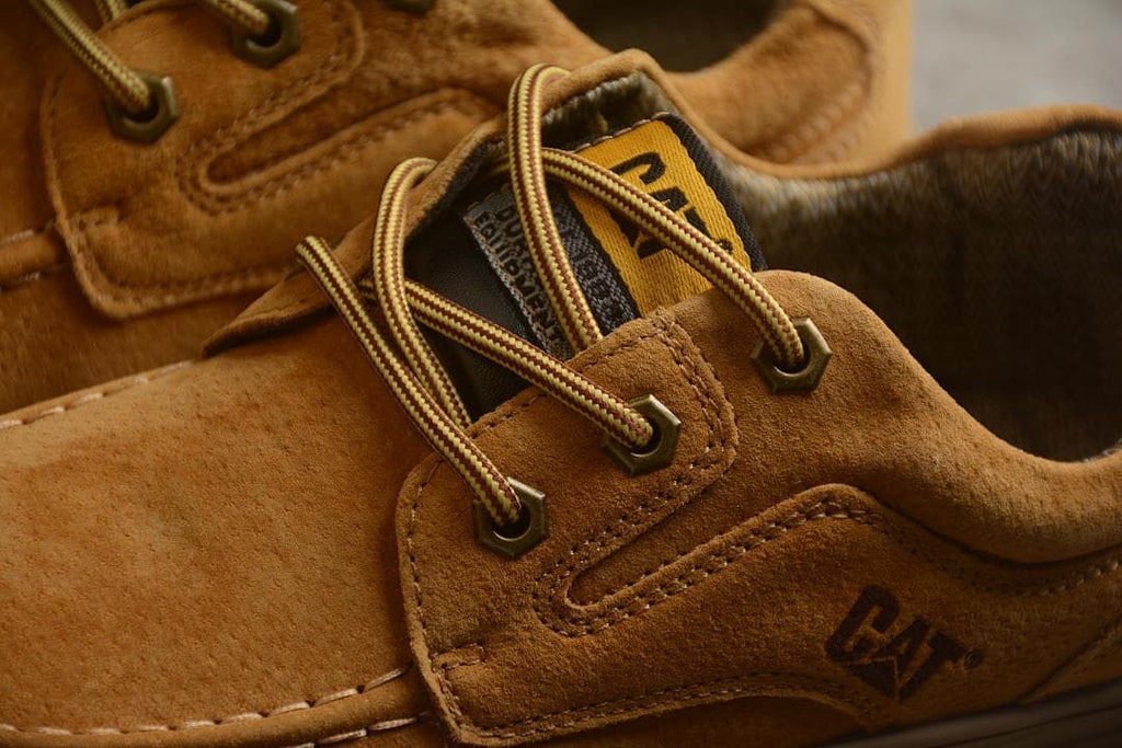 CAT Tramp Hike Low Men's Suede Shoes in Wheat