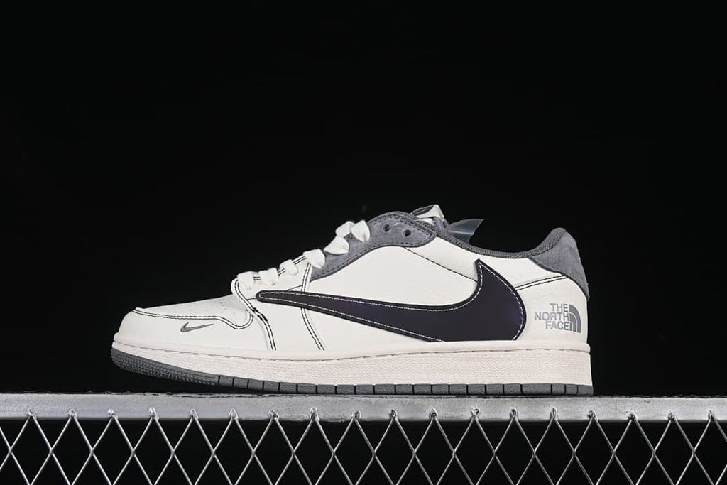 Jordan 1 Low OG SP Travis Scott Fragment Sneaker