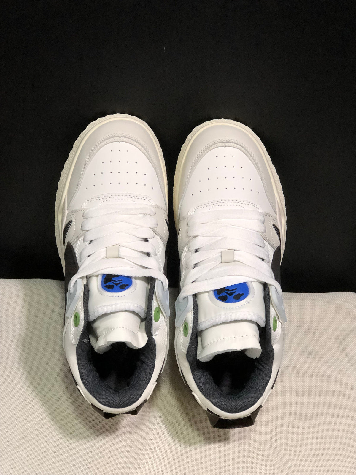 Off-White White Sneakers with Black Arrow Detail