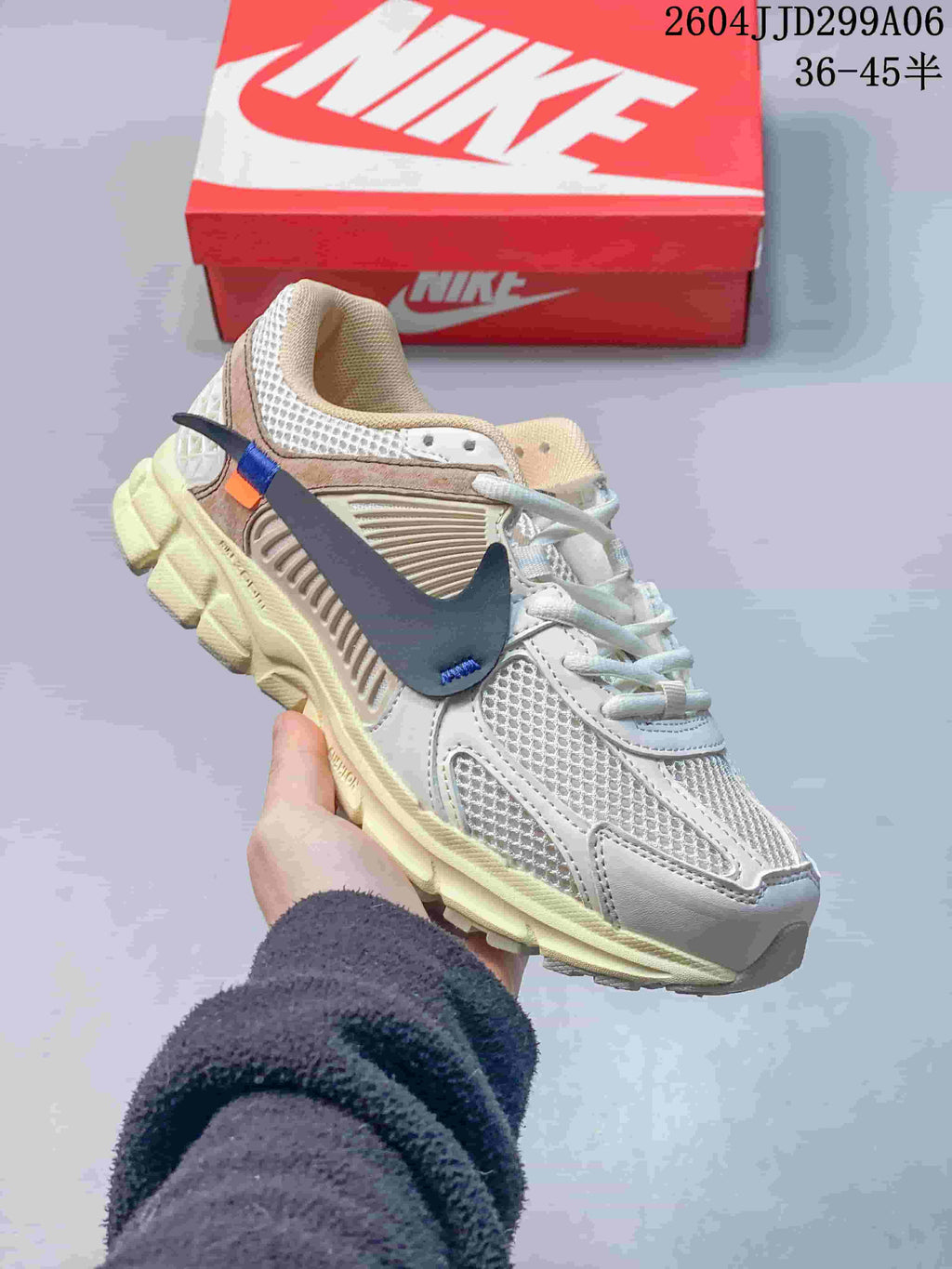 Nike Zoom Vomero 5 FJ4151-004 Running Sneakers
