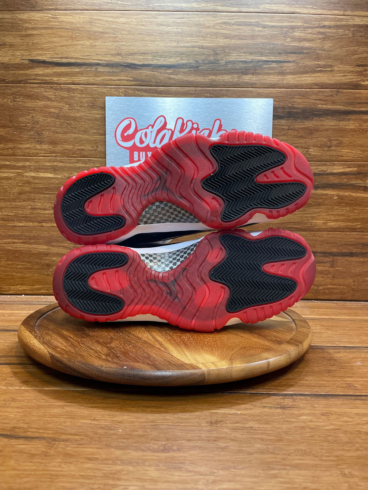 Jordan 11 Retro Low Concord Bred
