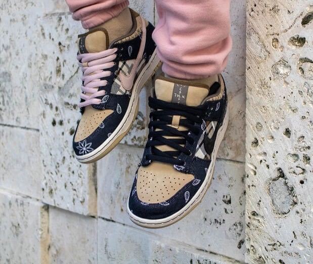 Jordan 1 High Paisley Pattern Sneakers in Black and Tan