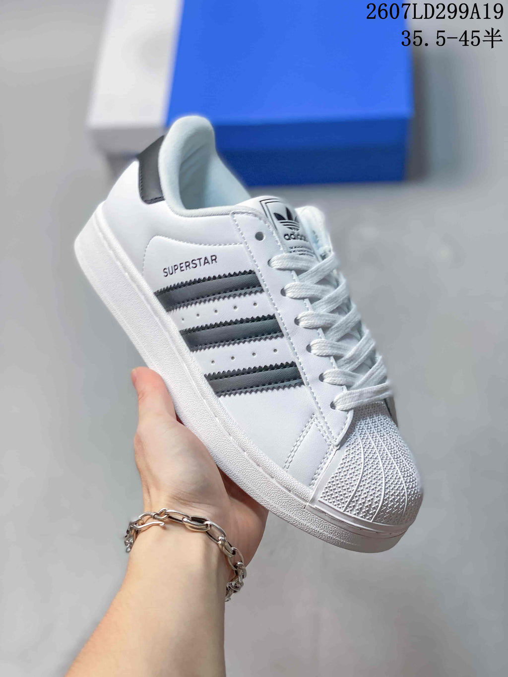 adidas Superstar White Black Shell-Toe Sneakers 2607LD299A19
