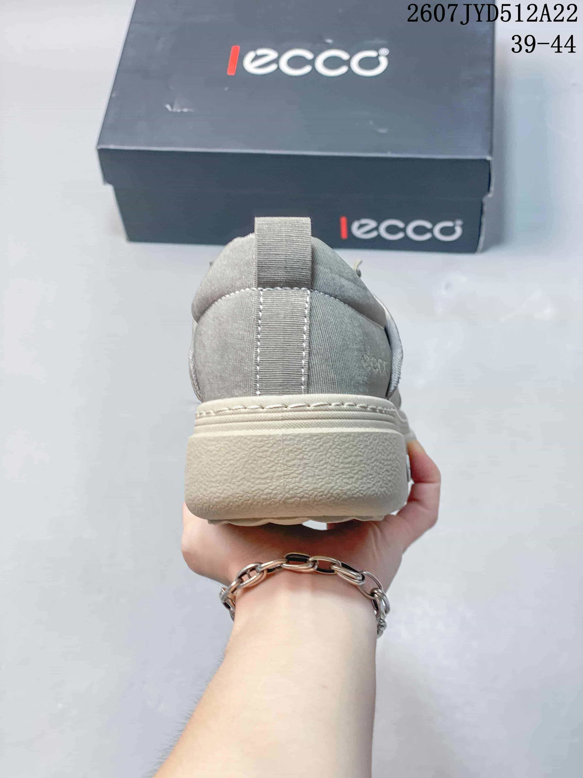 ECCO 2607JYD512A22 Gray Lace-Up Outdoor Sneakers