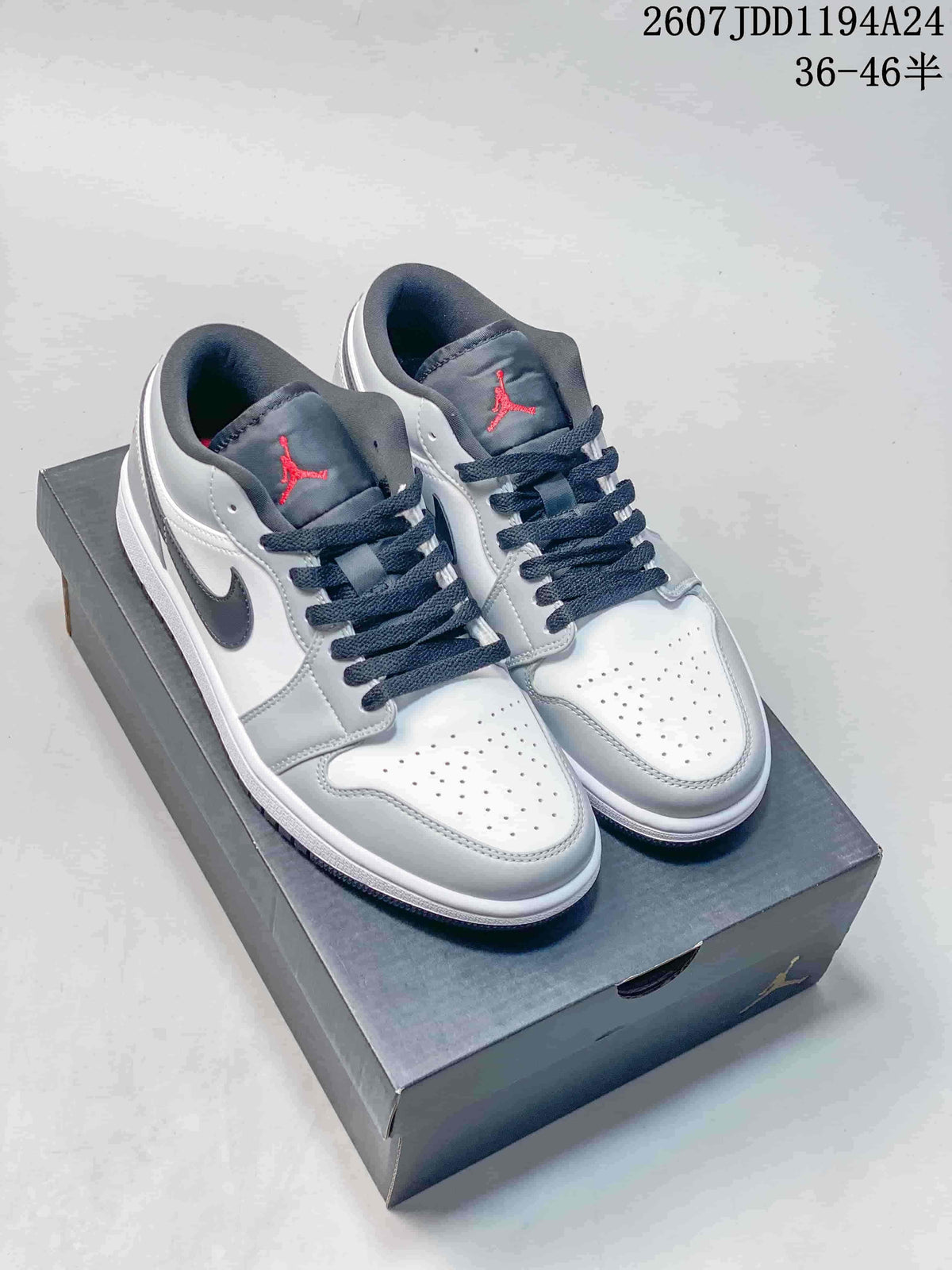 Jordan Air Jordan 1 Low White Grey Black Sneakers 2607 JDD1194A24
