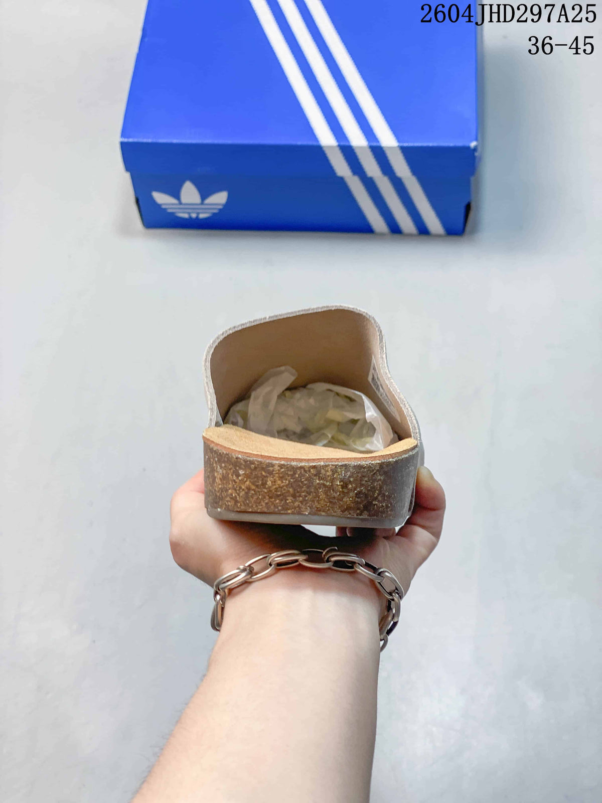 adidas Adimule Suede Clog Slippers IH6901