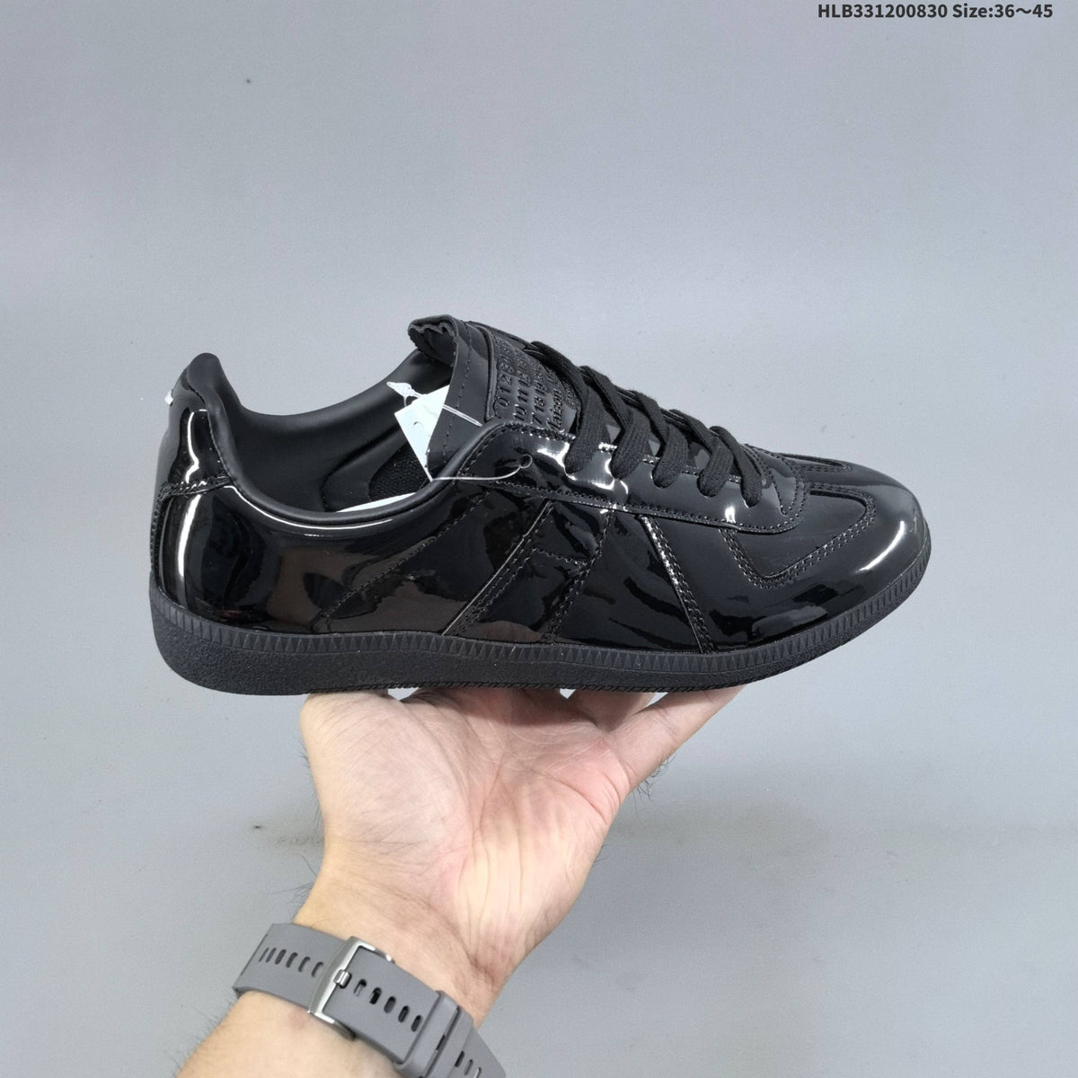 Maison Margiela Replica Low-Top Sneakers