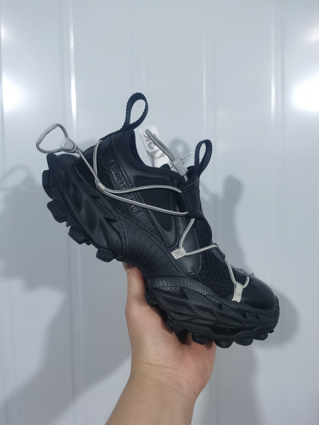 Nike 1000 Black Mesh Sneakers