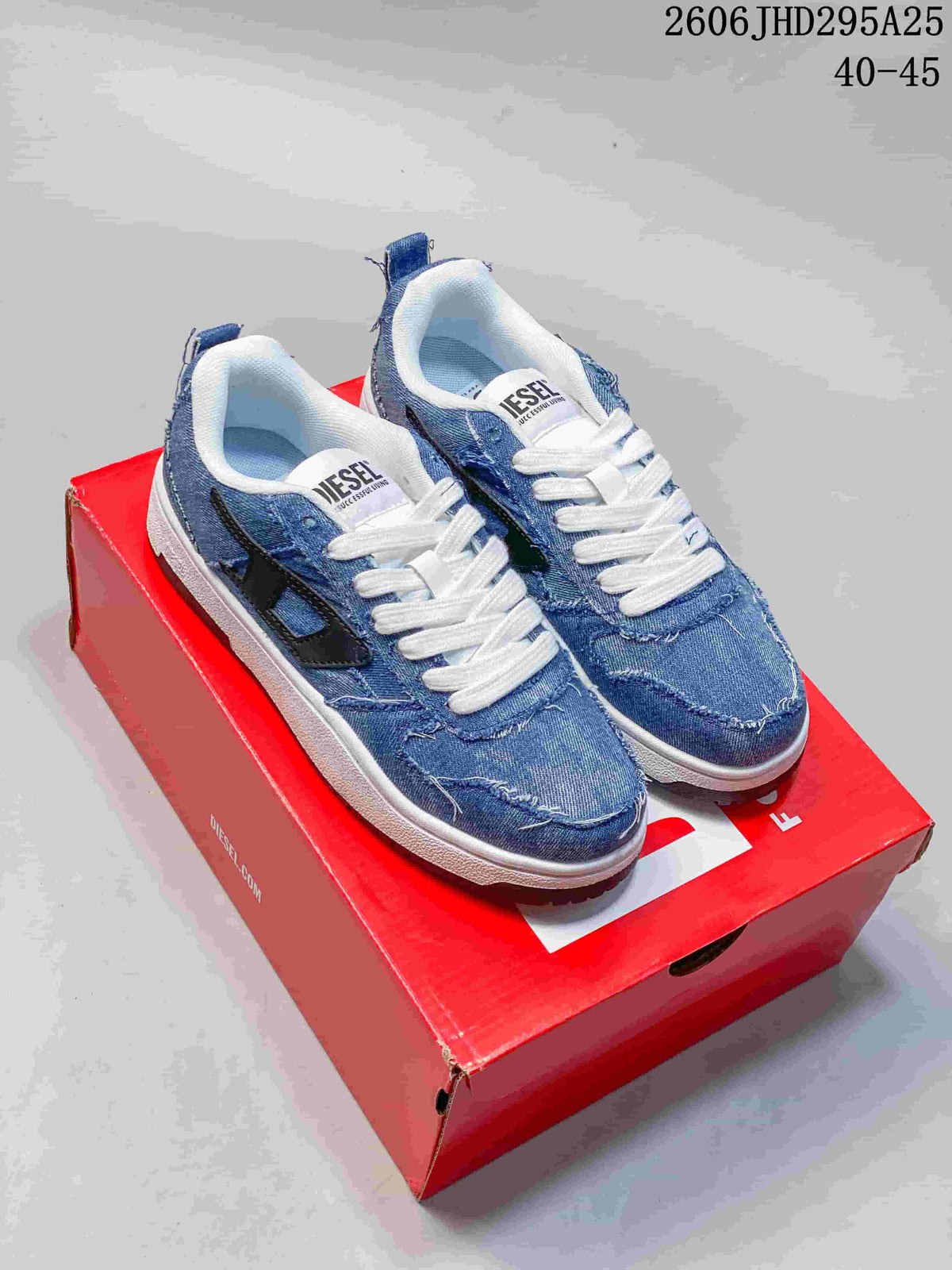 Diesel S-Ukyo V2 Low-Top Sneakers in Blue Denim