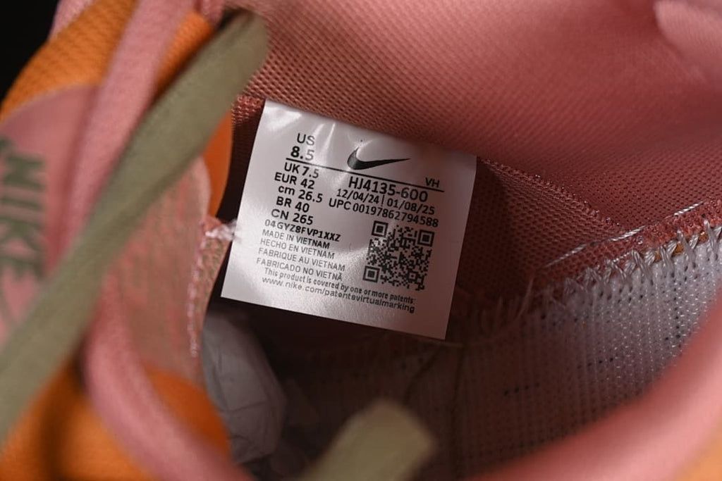 Nike SB Dunk Low Pro Pink and Orange Sneakers HJ4135-600