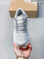 On Cloudmonster 3 Lightspray Running Shoes Limelight