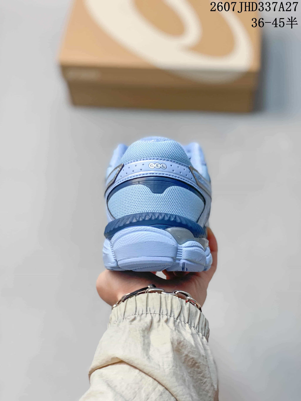 ASICS Gel-Cumulus 16 Sneakers Light Blue Style 2607JHD337A27