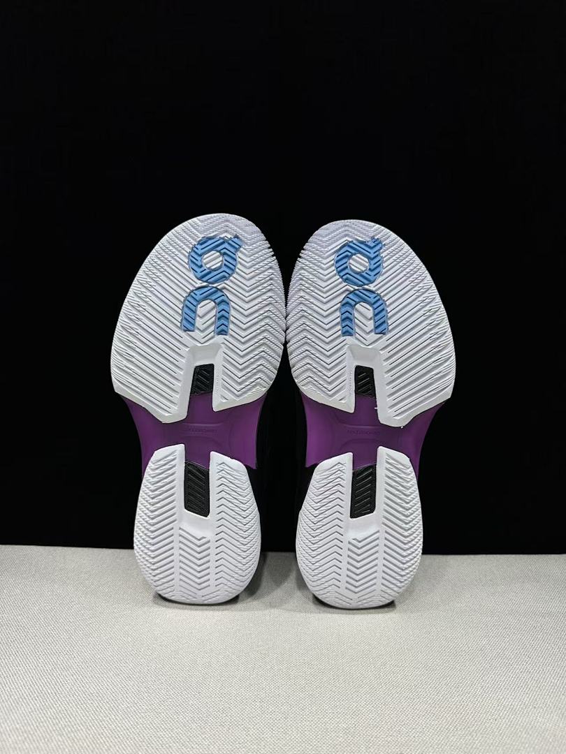 On The Roger Pro Fire Clay Tennis Shoes Black Pink