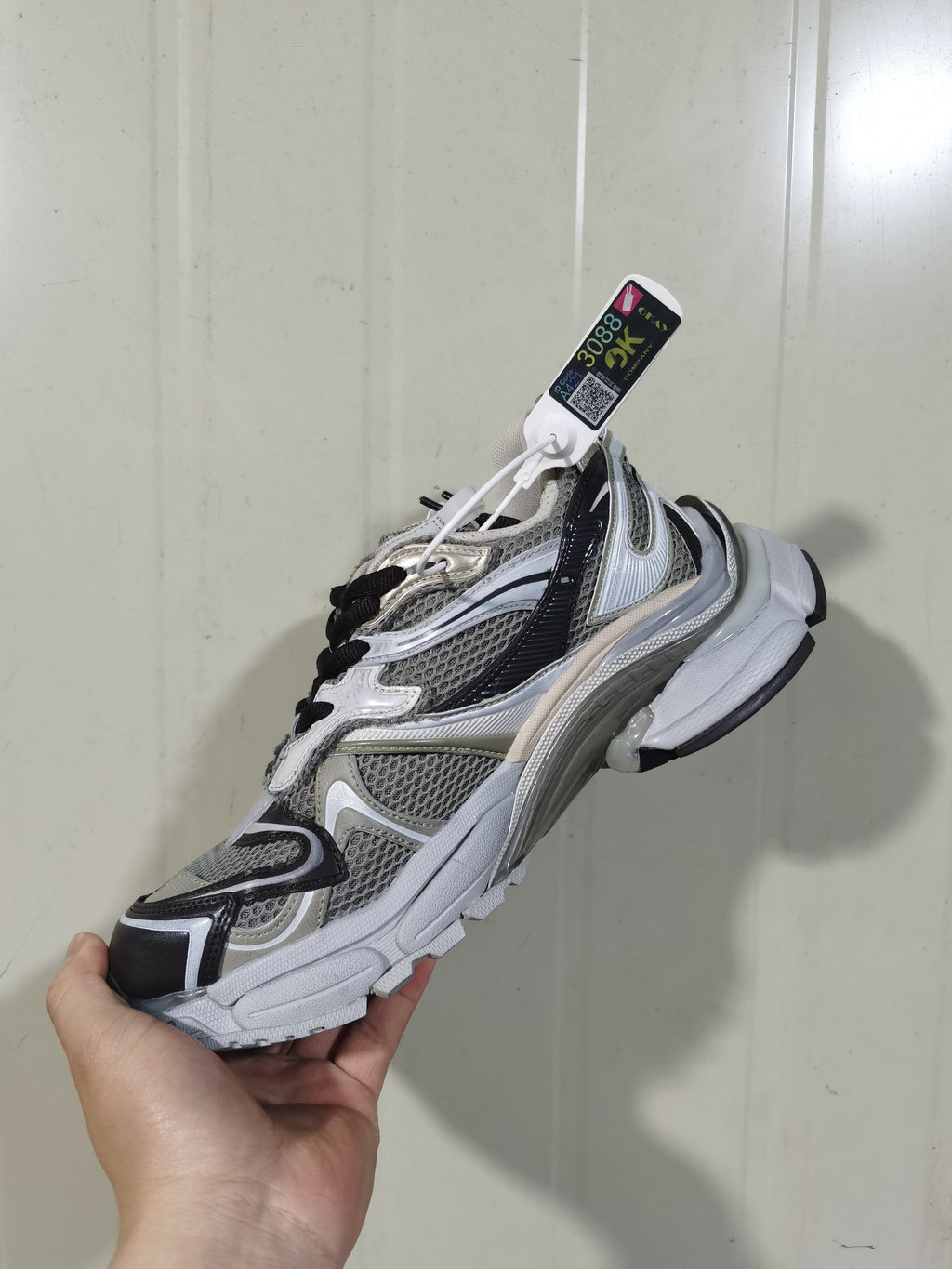 Puma 2000 Runner 2 Sneakers White Gray Black