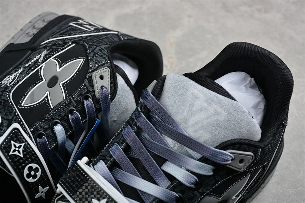 Louis Vuitton Trainer Sneaker in Black, Style BM0159T
