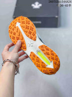 Descente Lavitate Wire 3.0 Running Sneakers White Black Orange