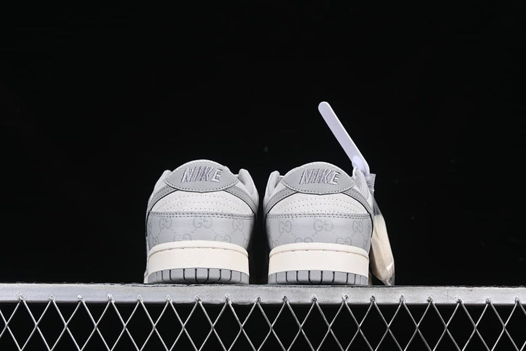 Nike SB Dunk Low Gray Patterned Sneakers DM6868-013
