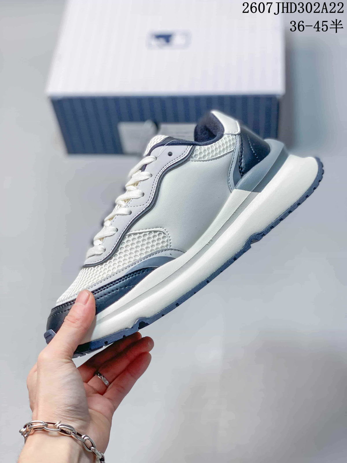 MLB Chunky Runner Sneakers White Navy 2607JHD302A22