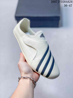 adidas Virginia Vario Flat Earther Sneakers Off-White Navy KL7668