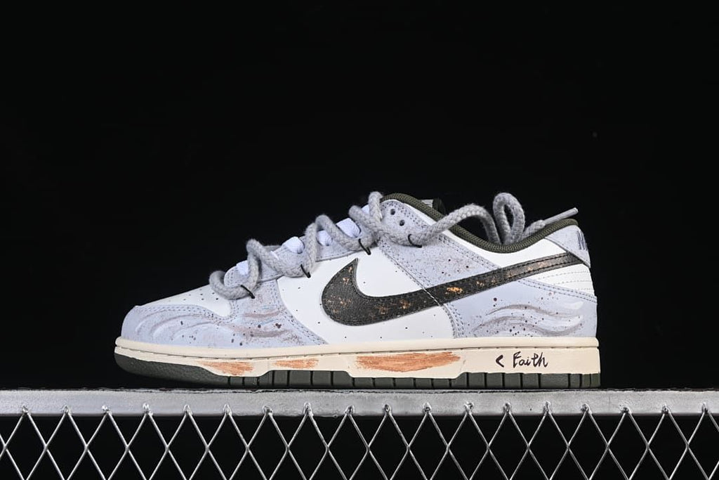Nike SB Dunk Low Strap White Sneakers HF5441-102