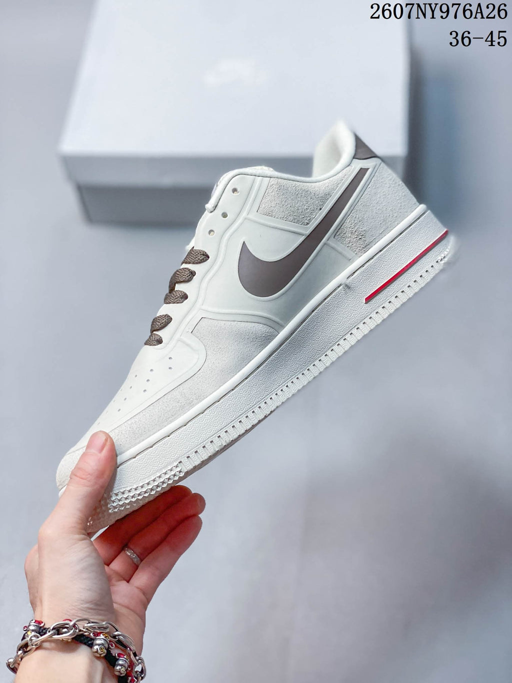 Nike Air Force 1 '07 LV8 Low-Top Sneakers White Brown