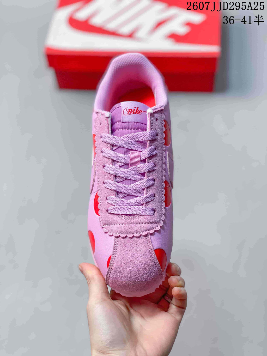 Nike Classic Cortez Pink Red Sneakers IR13