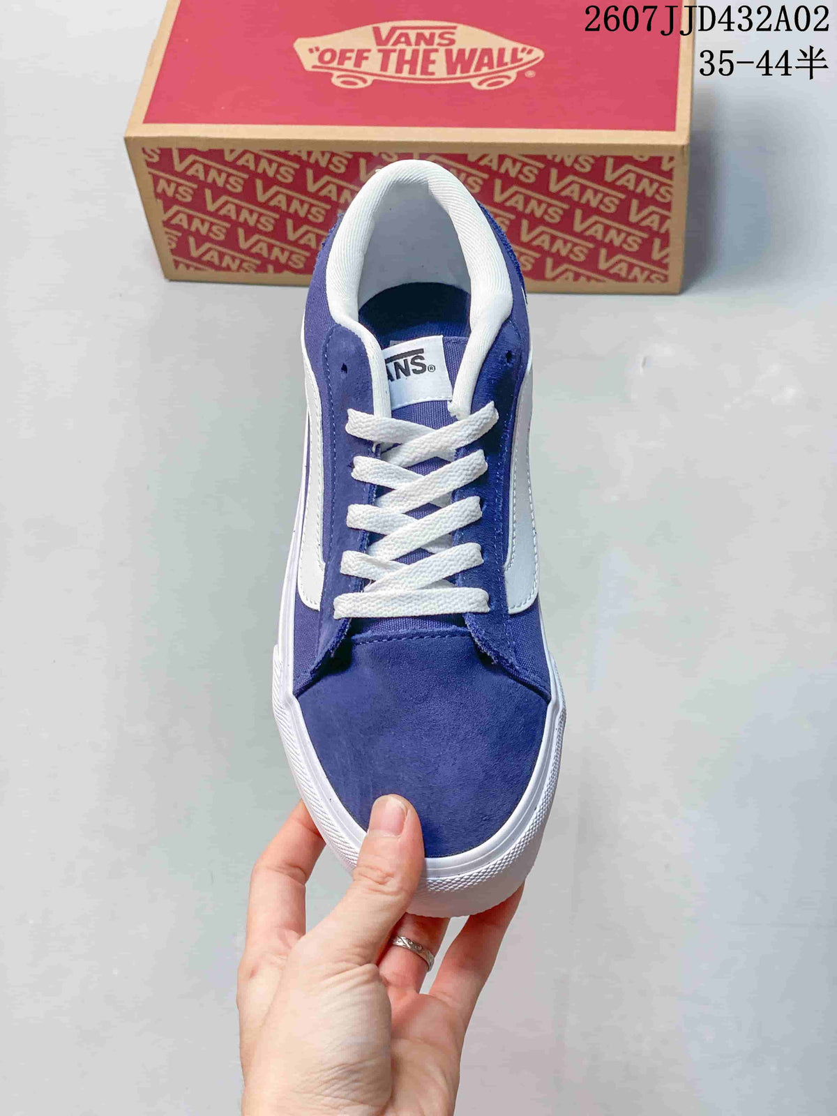 Vans Vero LS Low-Top Sneakers in Blue and White