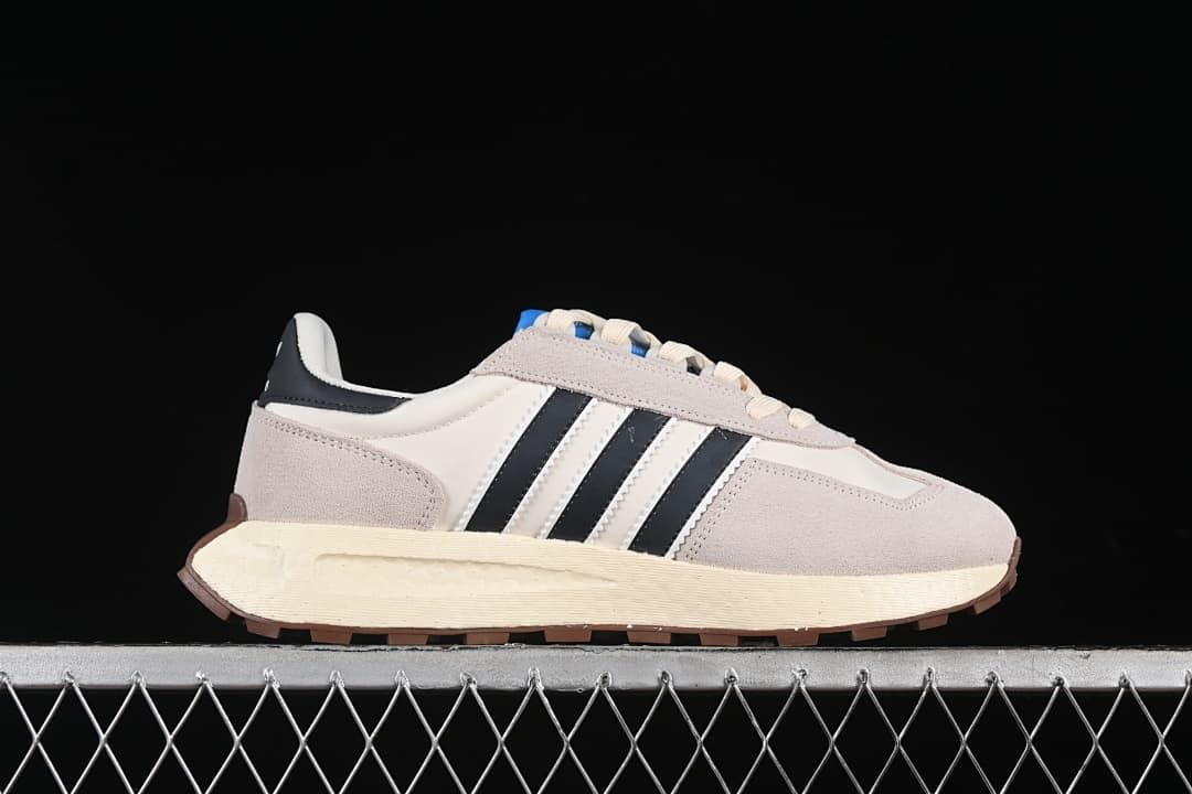 adidas Retropy E5 Sneakers IE8105 - Cream and Black