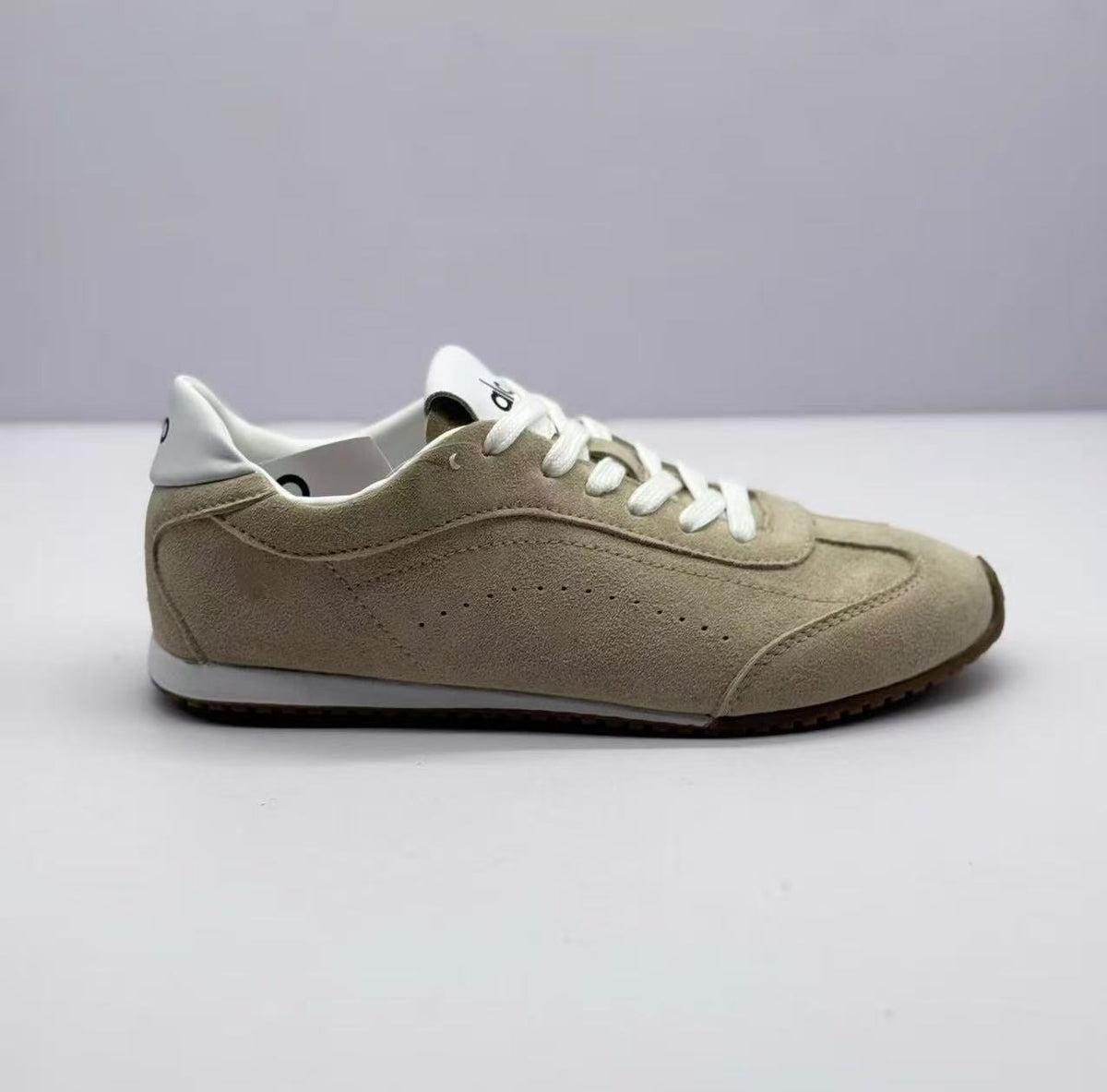 Alo Beige Low-Top Lace-Up Sneakers