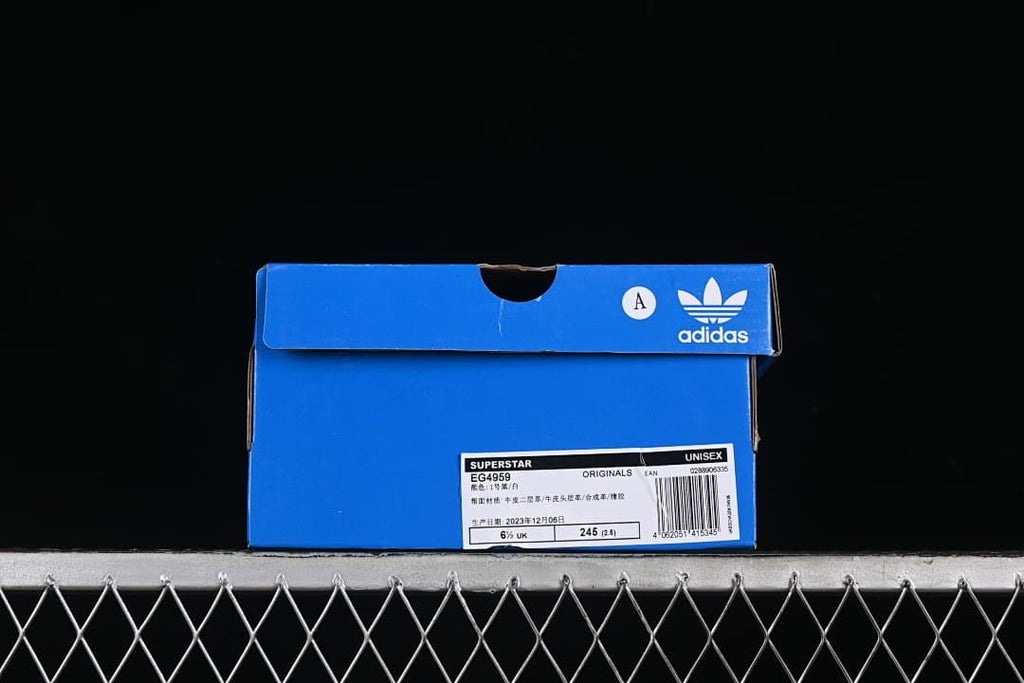 Adidas Superstar EG4959 Black and Pink Sneakers
