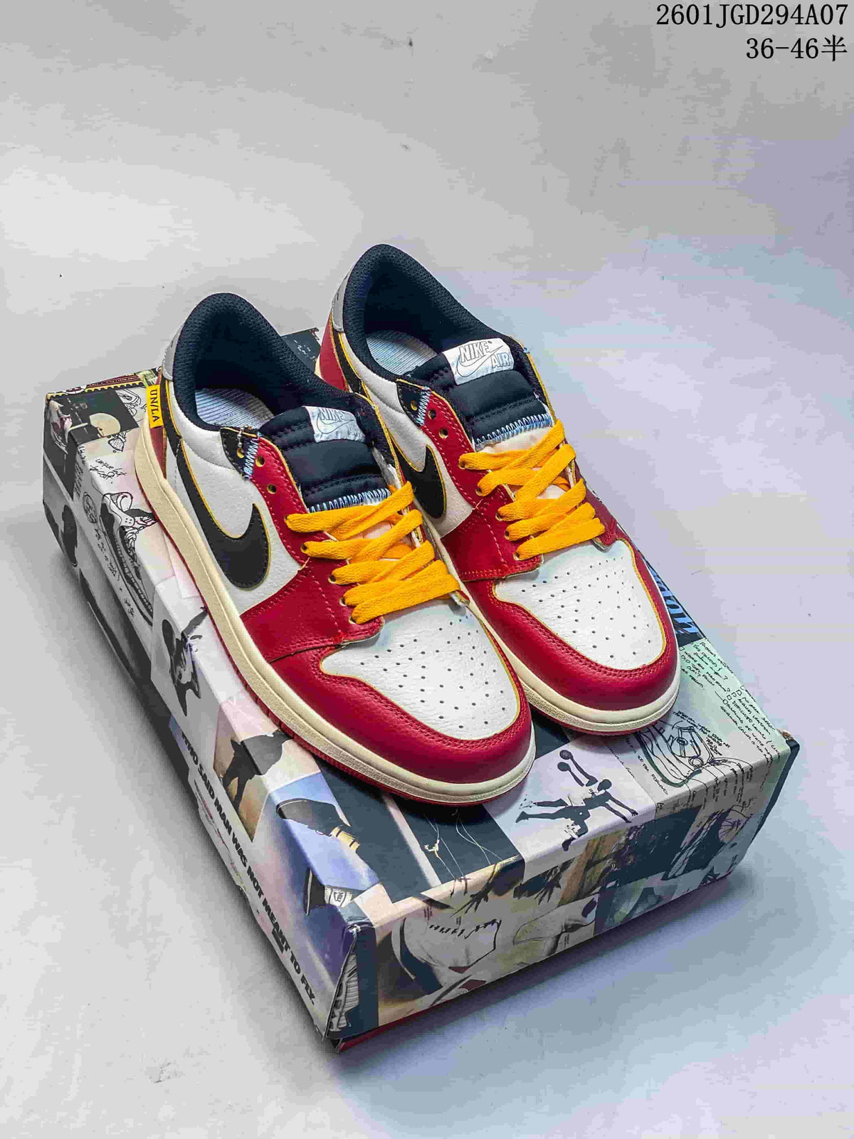 Nike Air Jordan 1 Retro Low OG Sneakers HV8566