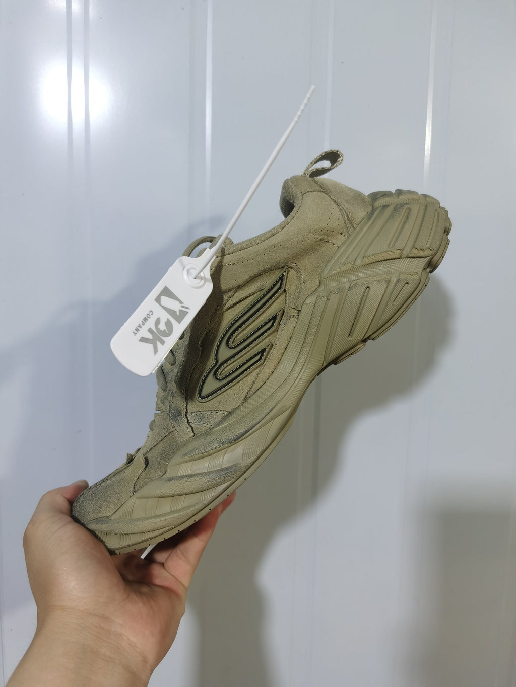 3K Company 9090 Monday Suede Sneakers Beige