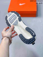 Nike Vomero 18 Running Sneakers Black White TD295A25