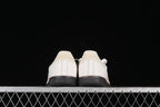 adidas Samba OG Vegan IH2751 Sneakers in White and Pink