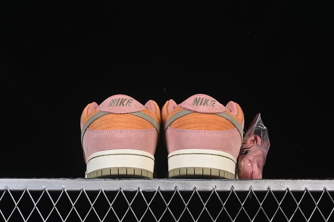 Nike SB Dunk Low Pro Pink and Orange Sneakers HJ4135-600