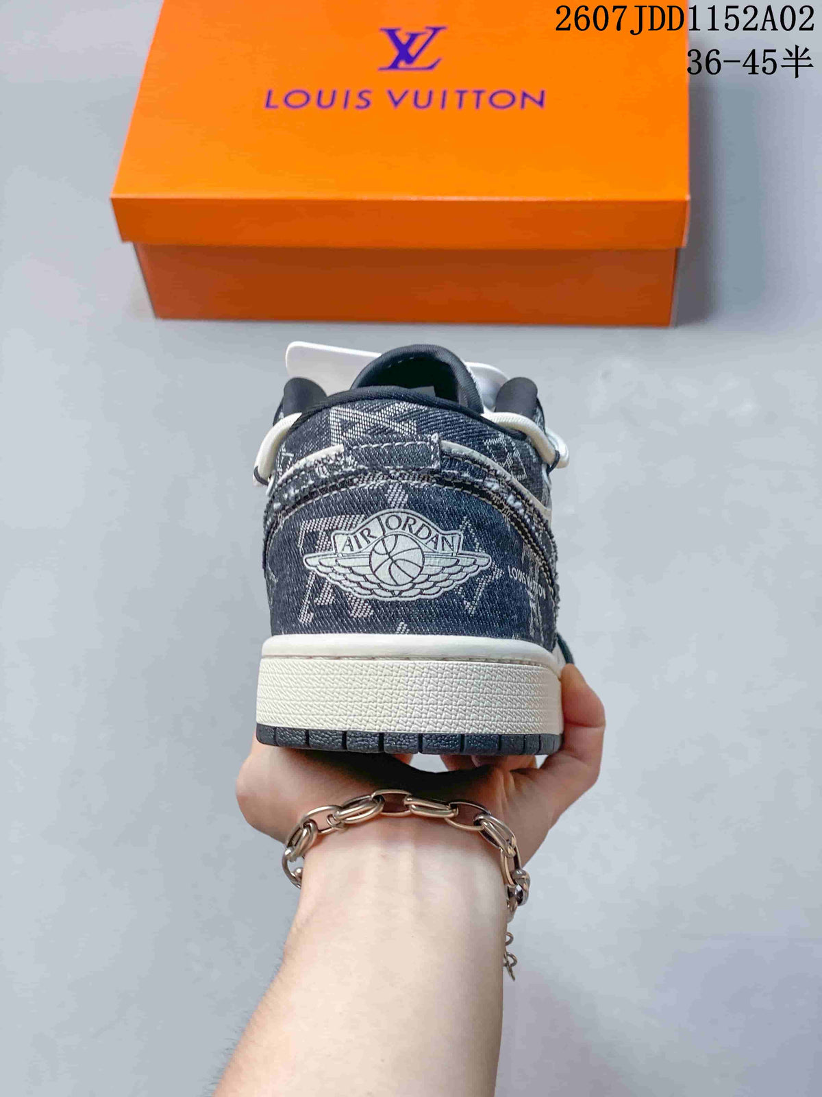Jordan x Travis Scott Air Jordan 1 Low Fragment Denim Sneakers