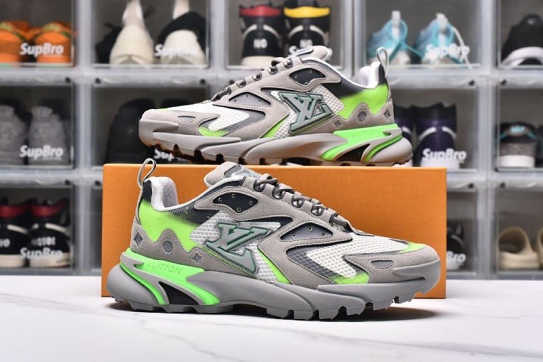 Louis Vuitton Runner Tatic 2023 SS Sneakers in Gray and Green