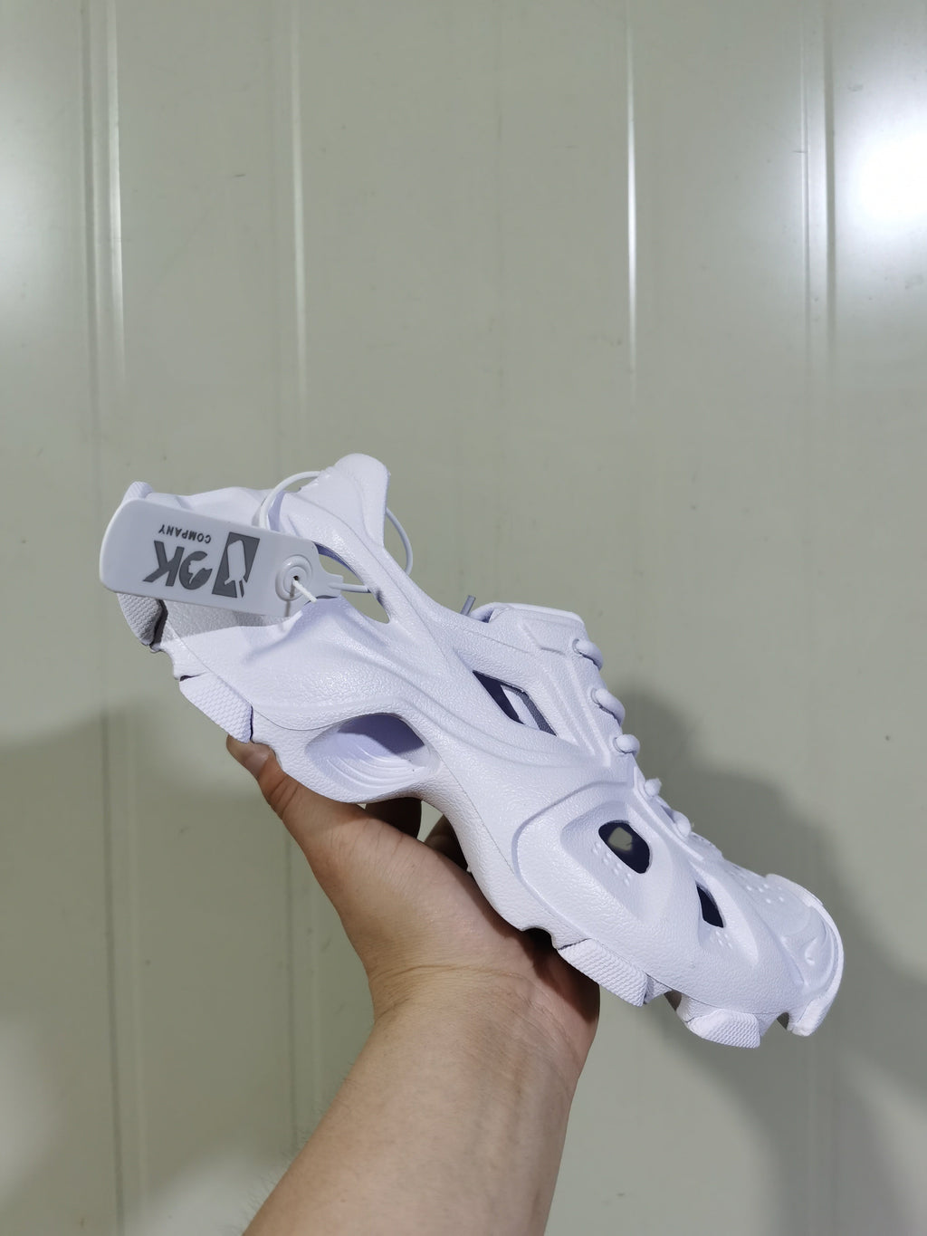 Open-Panel Sneakers in White or Light Apricot