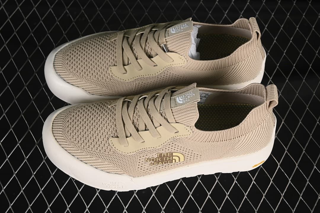 The North Face NF0A8AD94QI-082 Sand Low-Top Shoes